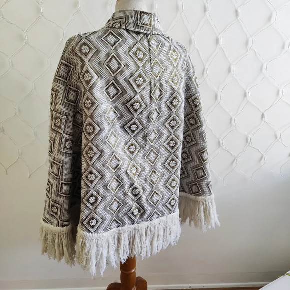 Poncho / Cream & Gold / Fringe / Fits up to Large - Picture 6 of 8